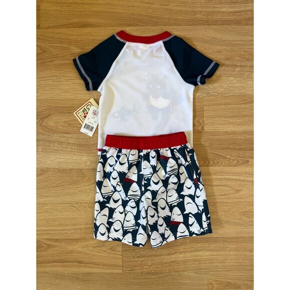NWT Great Wolf Lodge Boys 2T Two-Piece UPF 50+ Sun Protected Swimwear Sharks - Picture 2 of 4